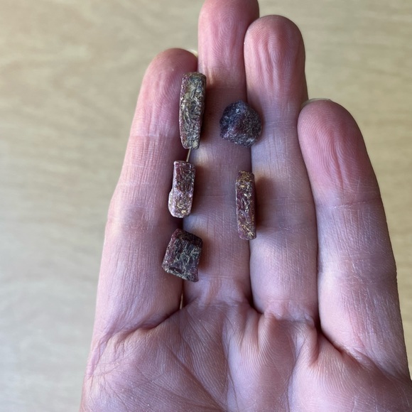 Rubies Raw Hexagonal Corundum Form Set Of 5 - Picture 8 of 12